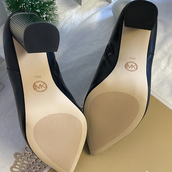 NWT - MICHAEL KORS Paloma leather high heel boots booties. Size 10. SOLD OUT - Picture 9 of 16